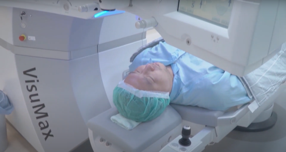 十年前,我就知道近視雷射 十年後,直到遇見「值得信賴的張聰麒院長」我才知道安全性這麼高,終於擺脫眼鏡族!SMILE全飛秒近視雷射術後分享、SMILE pro全飛秒近視雷射術後分享、SMILE pro、visumax 800