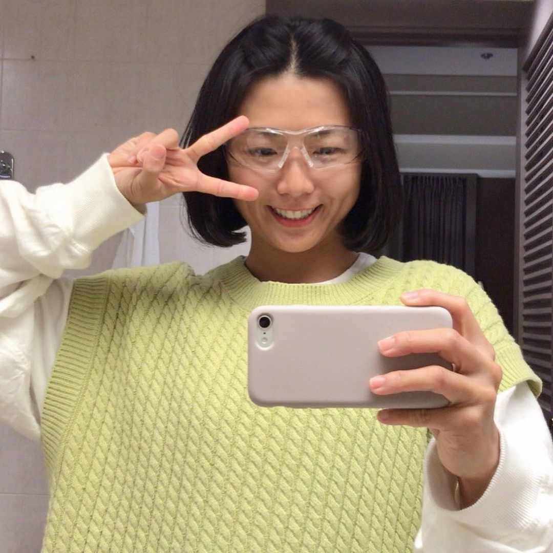 手術完不太有畏光跟乾澀的狀況,蠻正常的,但就是讓眼睛好好休息,讓視力慢慢恢復到更清晰的狀況。 謝謝新竹遠見的醫生護士們及張聰麒張院長。SMILE全飛秒近視雷射術後分享、SMILE pro全飛秒近視雷射術後分享、SMILE pro、visumax 800